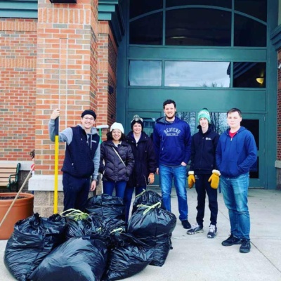 GGFYP-Volunteers in Grand Forks, ND Group of Volunteers stand with trash bags in Grand Forks, ND