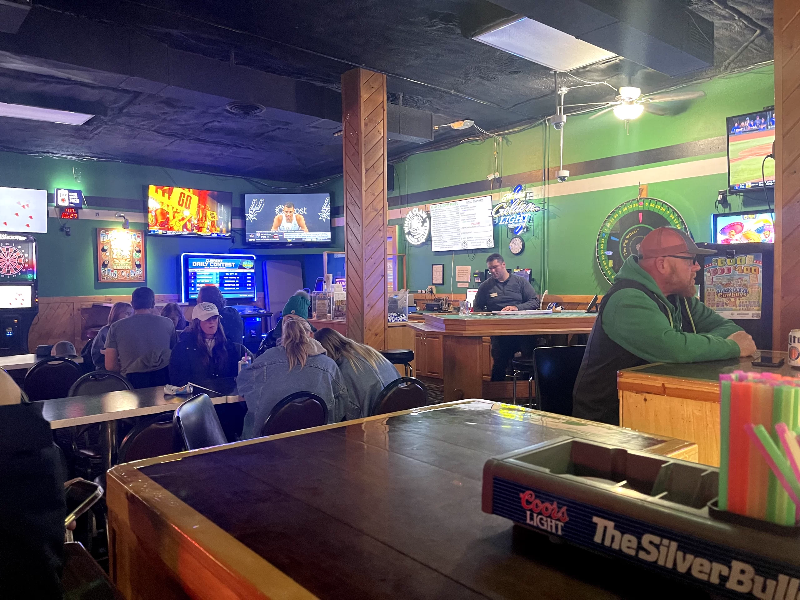 kellys Kelly's Bar in Grand Forks.