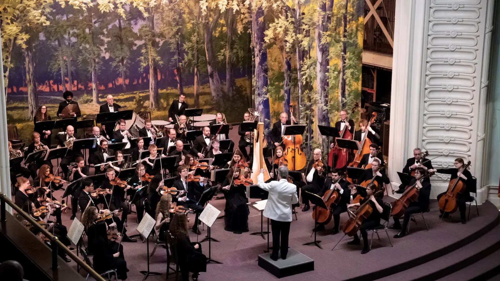 Grand-Forks-Symphony-Orchestra Grand Forks Symphony Orchestra playing on the stage